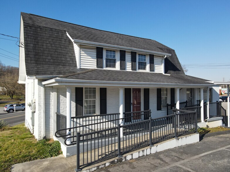 1616 Blountville Blvd, Blountville, TN à louer - Photo principale – Image 1 sur 1