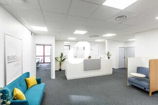Plus de détails pour 99 Rue Pereire, Saint-Germain-en-Laye - Coworking à louer