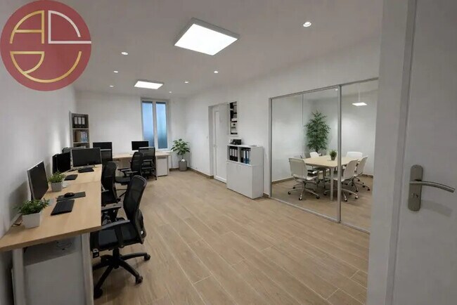 Plus de détails pour Bureau à vendre