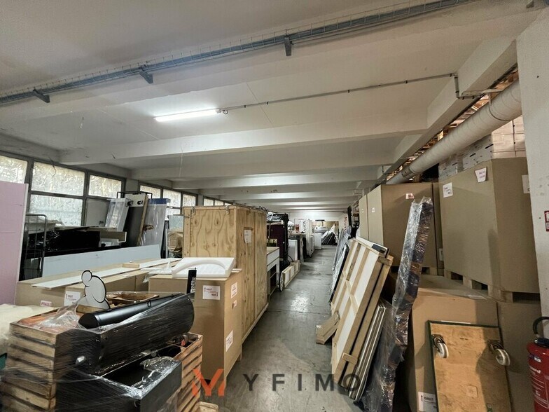 Industriel/Logistique dans Carrières-sur-Seine à louer - Photo intérieure – Image 3 sur 5