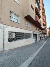 Local commercial dans Cerdanyola del Vallès, Barcelona à louer Photo intérieure– Image 2 sur 23