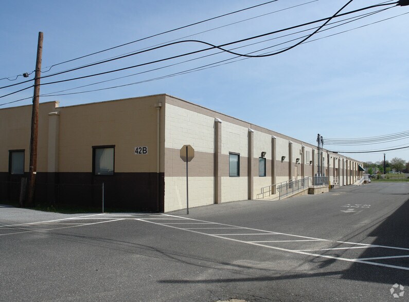 46 N West Ave, Vineland, NJ à louer - Photo de l’immeuble – Image 2 sur 5