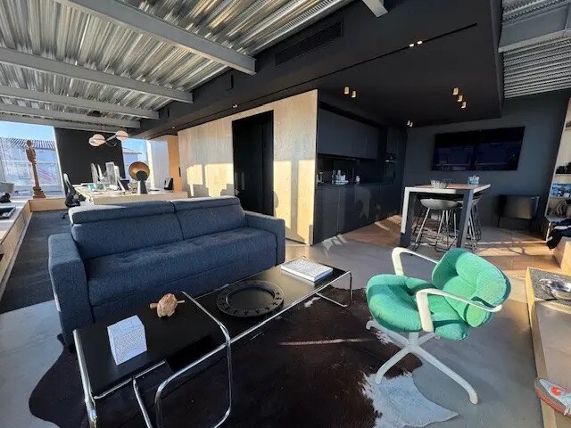 Bureau dans Saint-Étienne à louer - Photo de l’immeuble – Image 3 sur 5