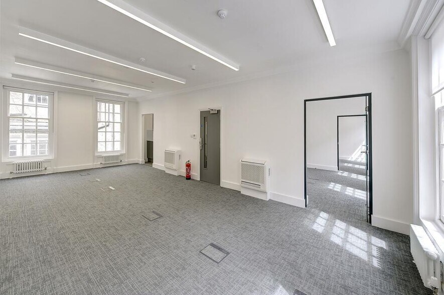 10 Buckingham Pl, Londres à louer - Photo de l’immeuble – Image 3 sur 12