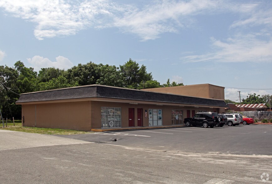 12104-12108 N Nebraska Ave, Tampa, FL à louer - Photo principale – Image 1 sur 5