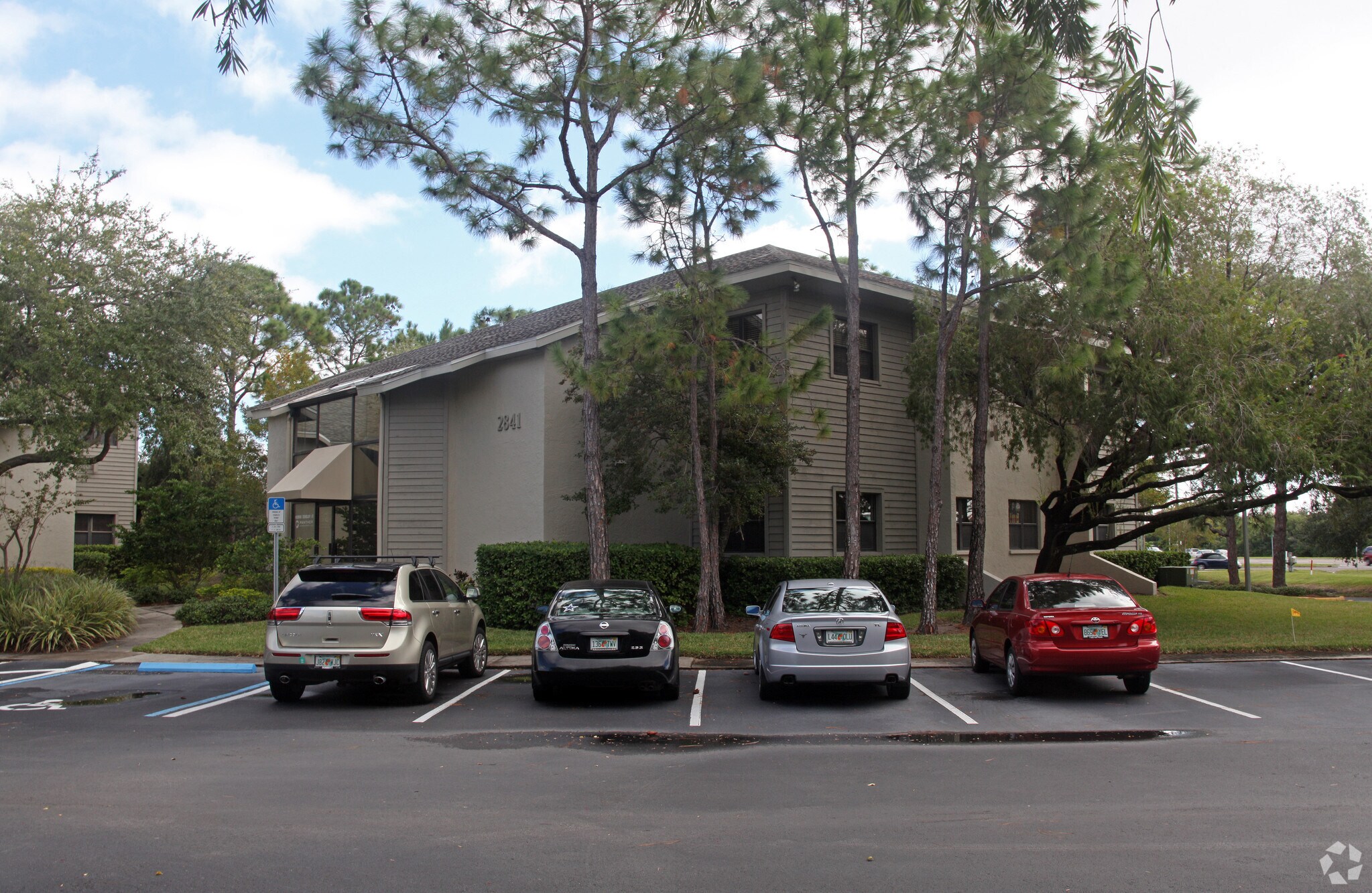 2841 Executive Dr, Clearwater, FL à vendre Photo principale– Image 1 sur 21