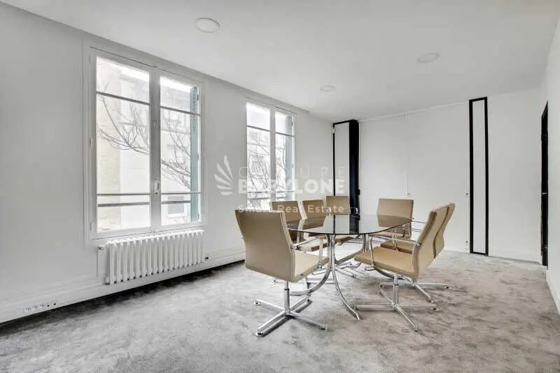 Bureau dans Paris à louer - Photo de l’immeuble – Image 3 sur 12