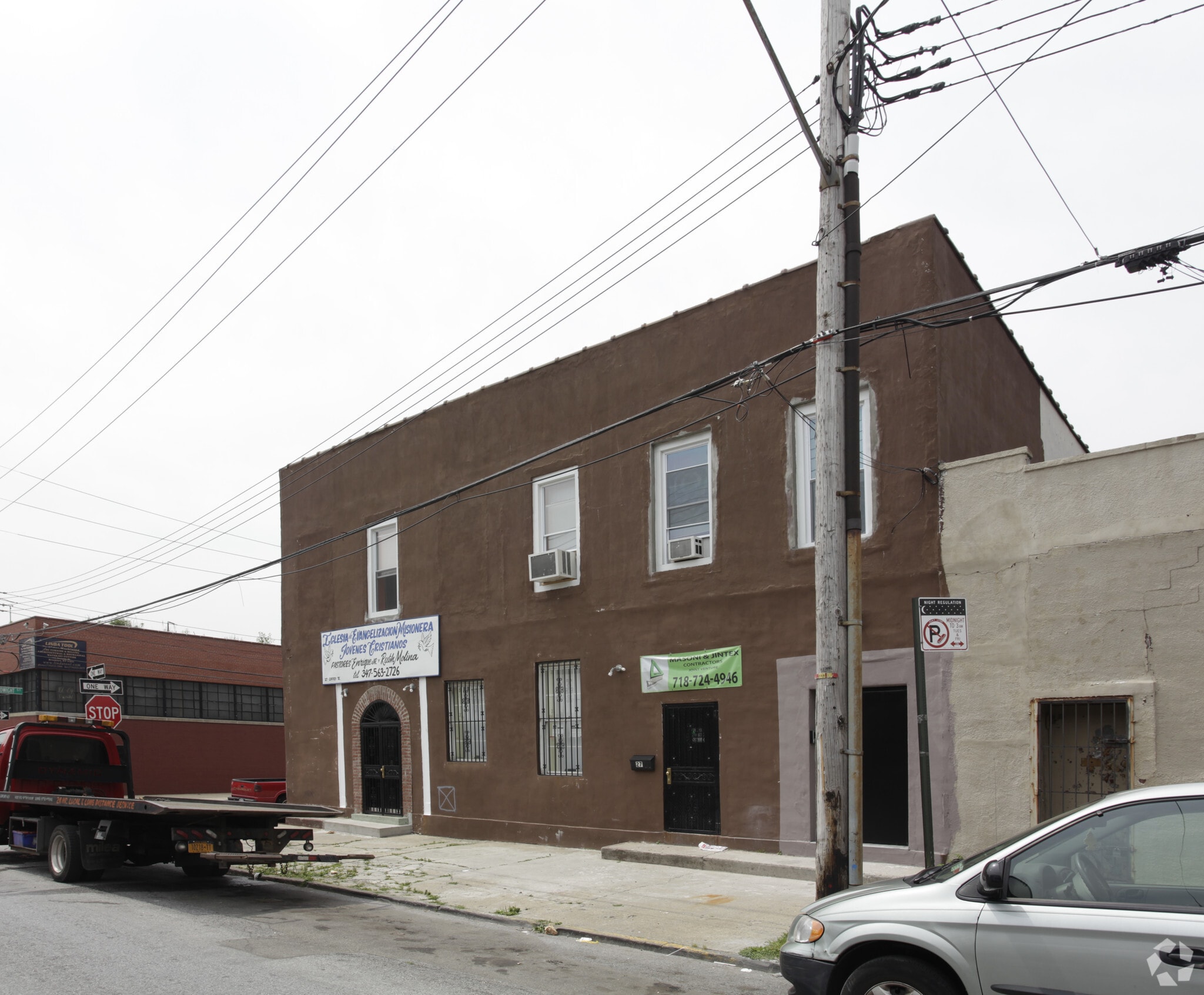 27 Coffey St, Brooklyn, NY à louer Photo principale– Image 1 sur 38