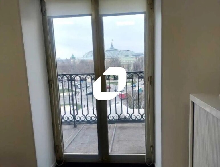 Bureau dans Paris à louer - Photo de l’immeuble – Image 3 sur 10