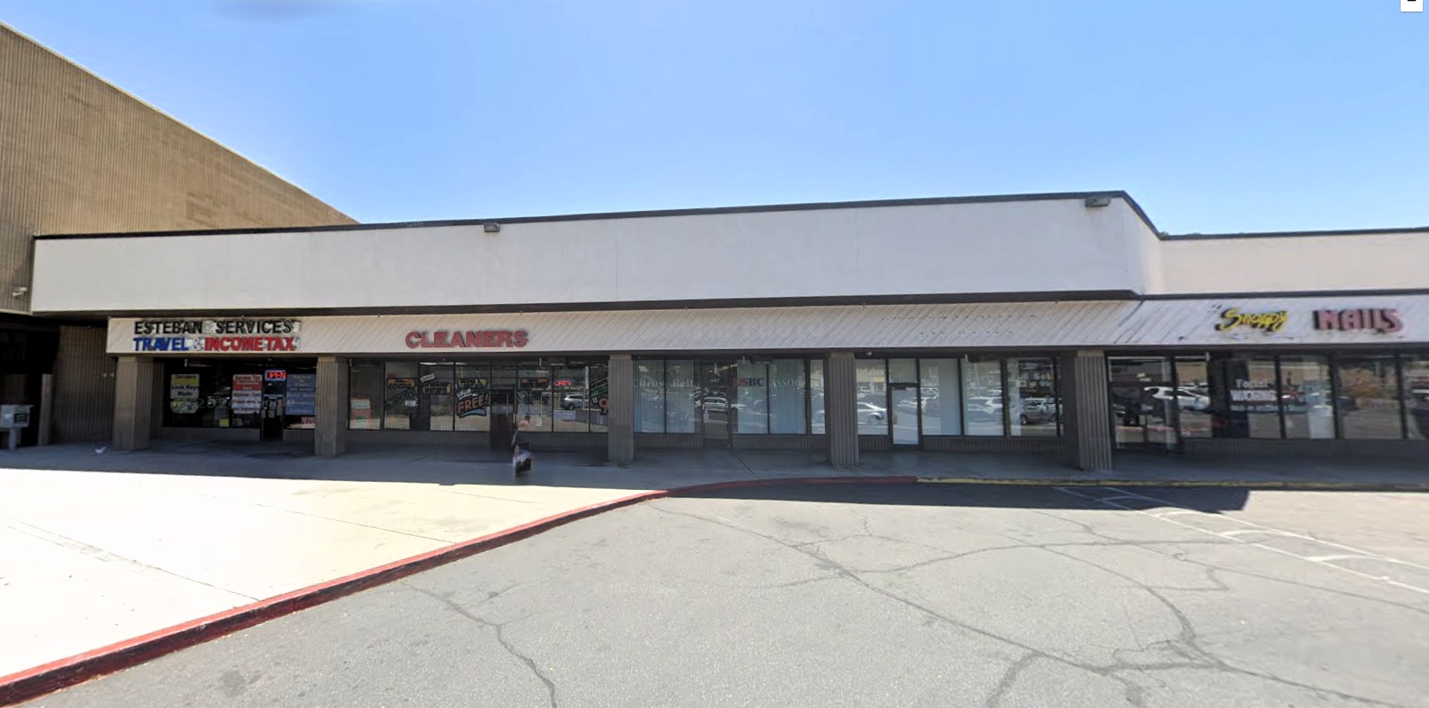 659-689 W 2nd St, San Bernardino, CA à louer Photo de l’immeuble– Image 1 sur 27