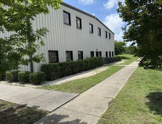 Plus de détails pour 10306 Industrial Dr, Pineville, NC - Industriel/Logistique à vendre