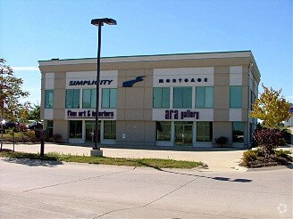 3170 E 53rd St, Davenport, IA à louer - Photo de l’immeuble – Image 2 sur 22