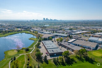 1338 36th Ave NE, Calgary, AB - VUE AÉRIENNE  vue de carte - Image1