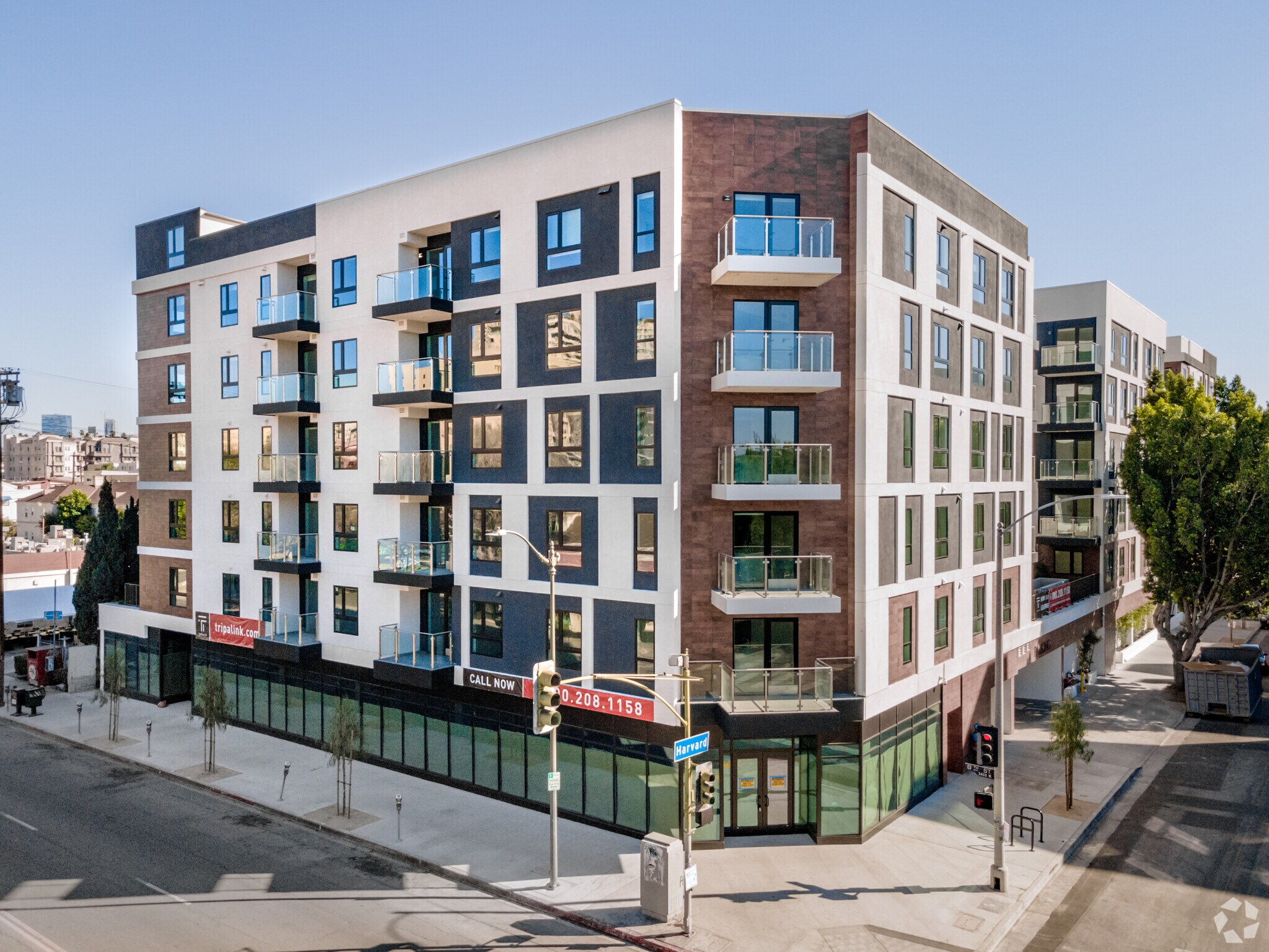 800 S Harvard Blvd, Los Angeles, CA à louer Photo de l’immeuble– Image 1 sur 6