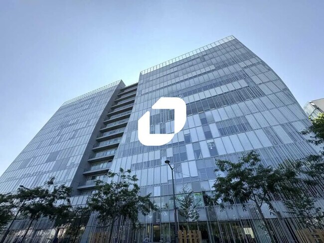 Plus de détails pour Local commercial à louer