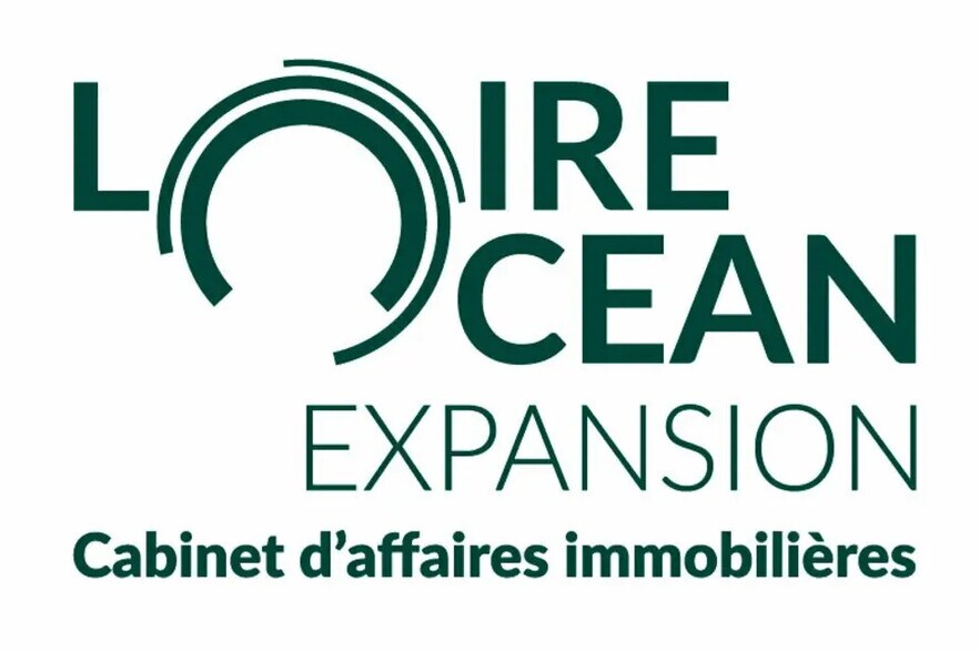 Local d’activités dans Saint-Hilaire-de-Chaléons à louer - Photo de l’immeuble – Image 2 sur 21