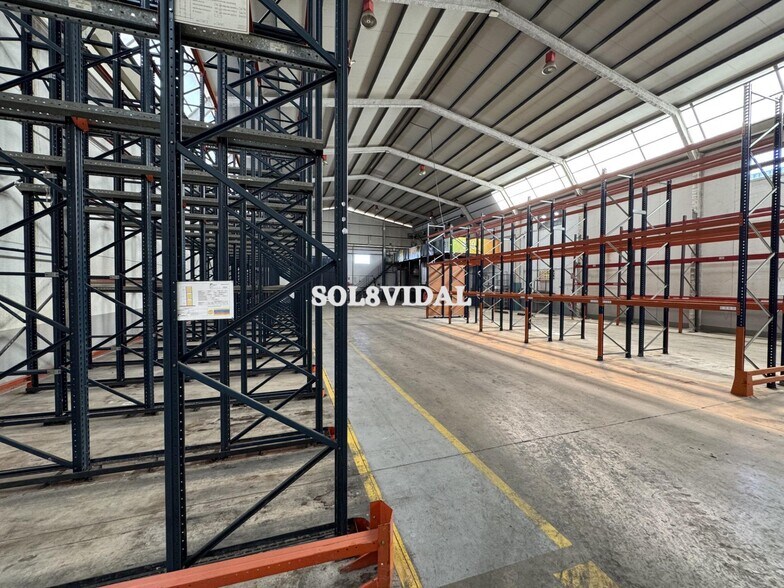 Industriel/Logistique dans Orihuela, Alicante à vendre - Photo intérieure – Image 2 sur 42