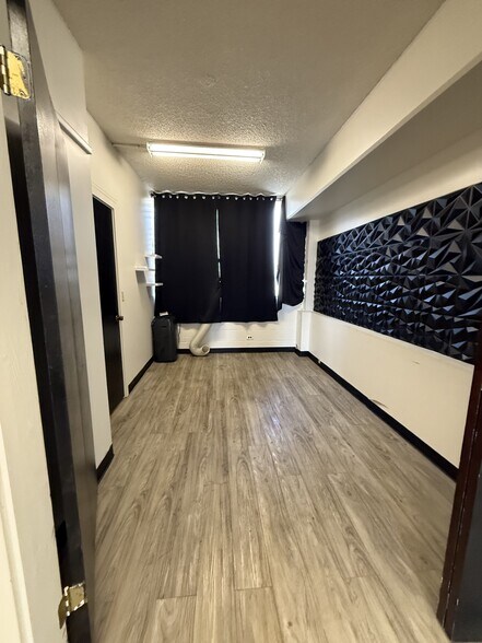 931 University Ave, Honolulu, HI à vendre - Photo de l’immeuble – Image 3 sur 38