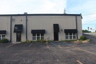 2300-2314 W Osage St, Pacific, MO à louer Photo intérieure– Image 1 sur 28