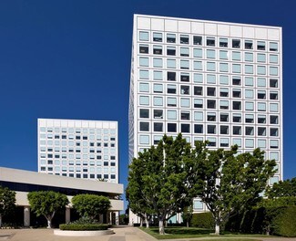 Plus de détails pour 4695 MacArthur Ct, Newport Beach, CA - Coworking à louer