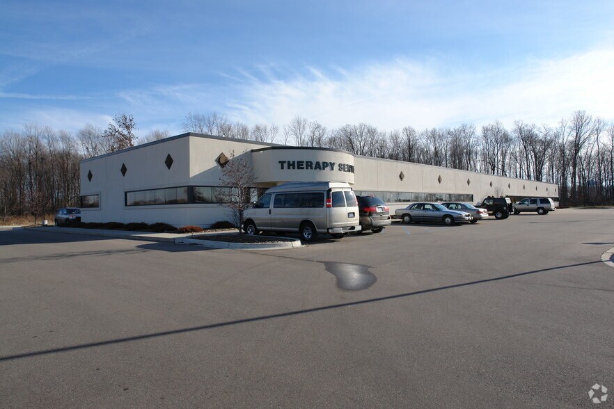 2500 N Elms Rd, Flint, MI à vendre - Photo de l’immeuble – Image 3 sur 3