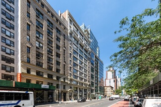 Plus de détails pour 310-312 E 23rd St, New York, NY - Bureau/Local commercial à louer
