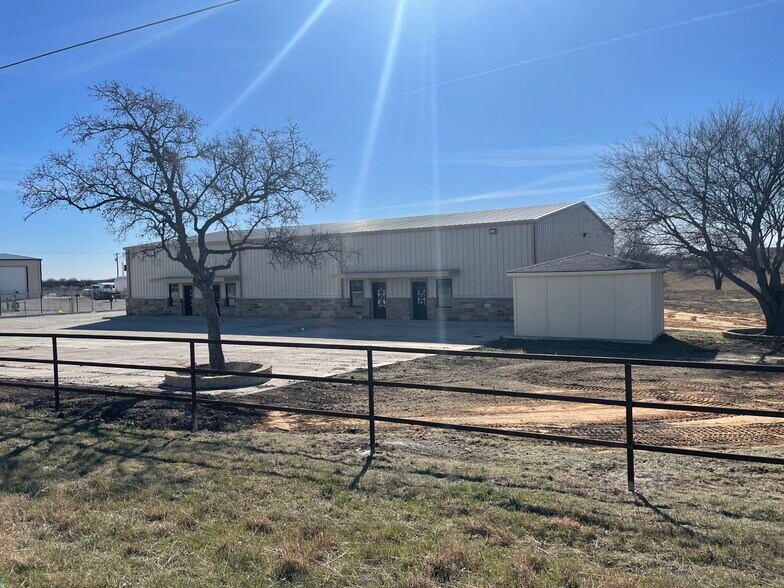 1766 E Highway 380, Decatur, TX à vendre - Photo principale – Image 1 sur 34