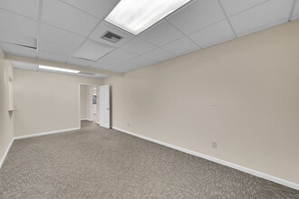 21301 Powerline Rd, Boca Raton, FL à louer Photo intérieure– Image 2 sur 25