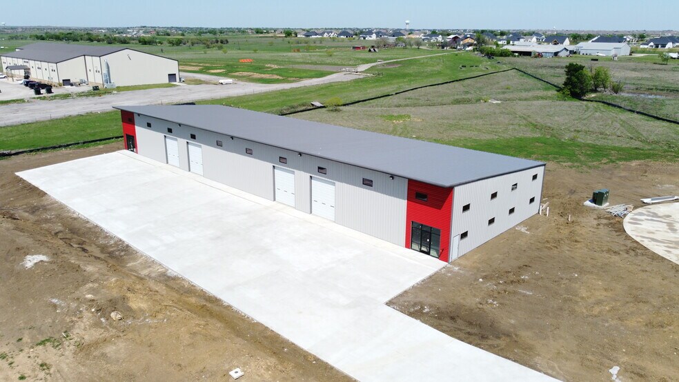 8137 Florance Rd, Northlake, TX à louer - Photo de l’immeuble – Image 3 sur 13