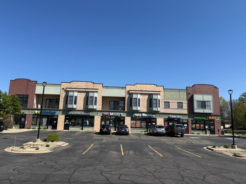 115 E Broadway, Monona, WI à louer - Photo de l’immeuble – Image 3 sur 3