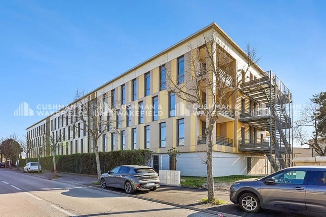 Plus de détails pour 230 Rue Frédéric Joliot Curie, Aix-en-Provence - Local d’activités à vendre