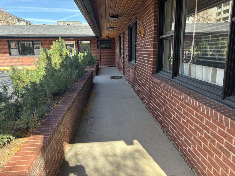3470 S Sherman St, Englewood, CO à louer - Photo de l’immeuble – Image 3 sur 3