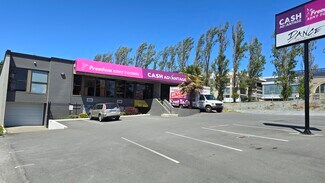 Plus de détails pour 574 Culduthel Rd, Victoria, BC - Local commercial à louer