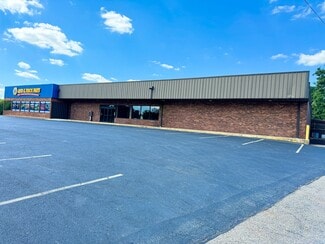 Plus de détails pour 300 N Main St, Gretna, VA - Local commercial à louer
