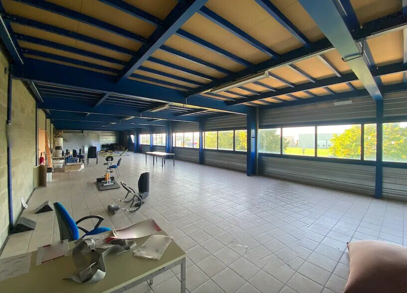 Industriel/Logistique dans Genas à louer - Photo intérieure – Image 3 sur 9