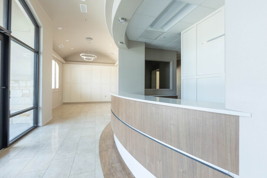 8501 Wade Blvd, Frisco, TX à louer - Photo de l’immeuble – Image 2 sur 27