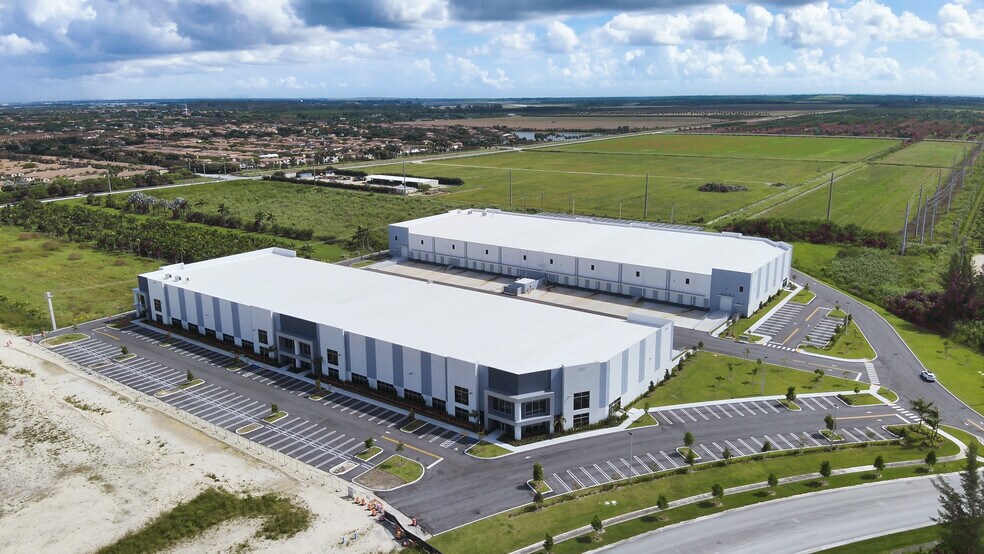 3175 Park of Commerce Blvd, Homestead, FL à louer - Photo de l’immeuble – Image 2 sur 5