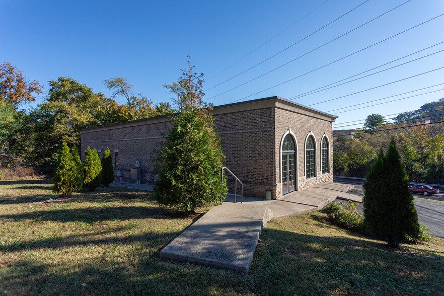 5595 Franklin Pike, Nashville, TN à louer - Photo de l’immeuble – Image 3 sur 13