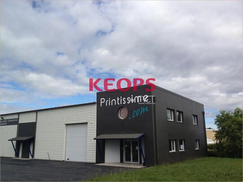 Local d'activités dans Pechbonnieu à vendre - Photo de l’immeuble – Image 2 sur 8