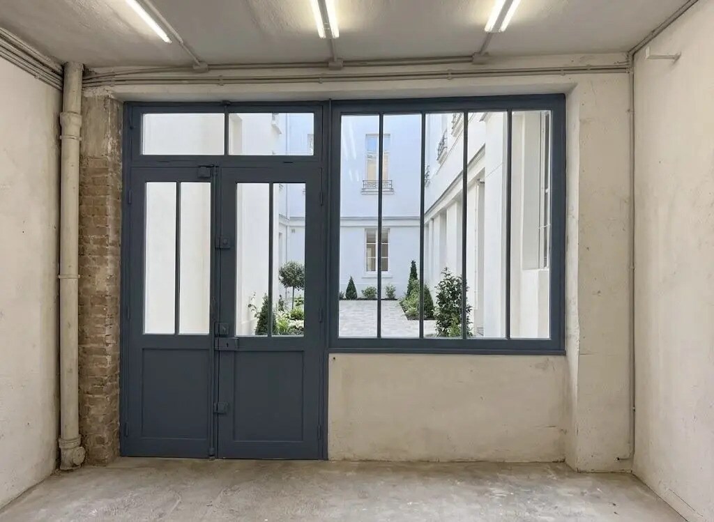 Local commercial dans Paris à vendre Photo intérieure– Image 1 sur 2