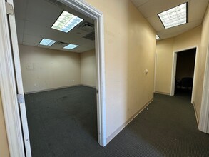 1730 Elmview Dr, Houston, TX à louer Photo intérieure– Image 2 sur 6