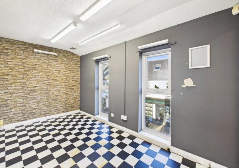 7A Mill St, West Hill à louer - Photo intérieure – Image 3 sur 5