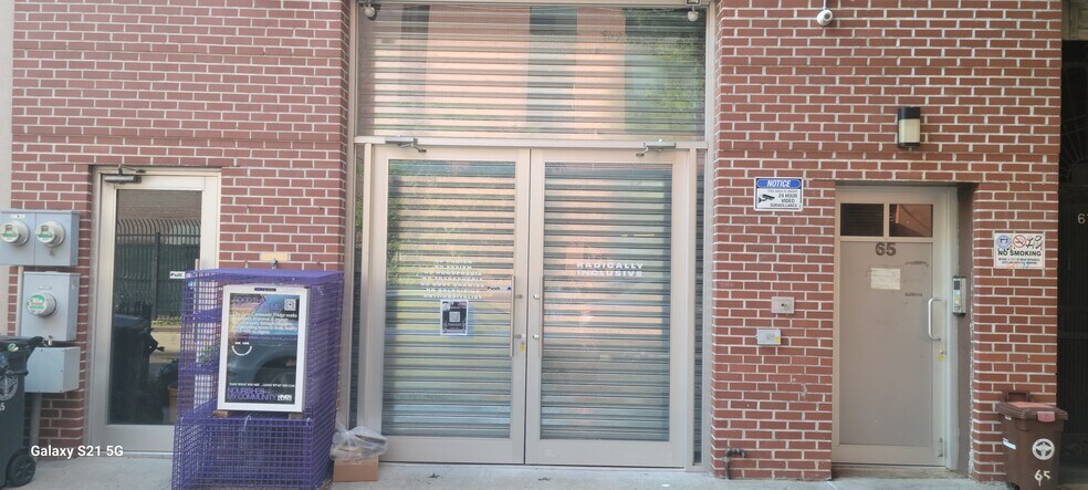 65 Scholes St, Brooklyn, NY à louer - Photo de l’immeuble – Image 3 sur 16