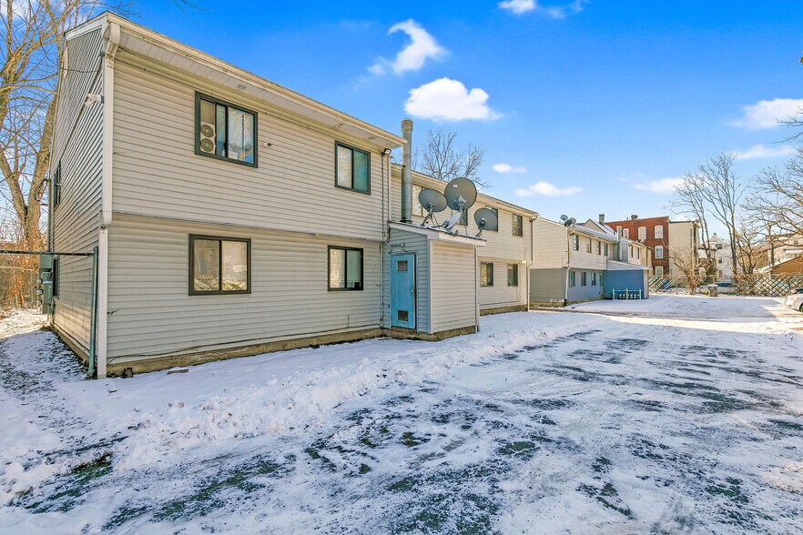 5 Warner St Ext, Hartford, CT à vendre - Photo de l’immeuble – Image 3 sur 15