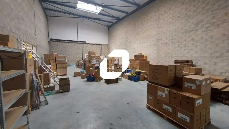 Local d'activités dans Buchelay à vendre - Photo intérieure – Image 2 sur 6