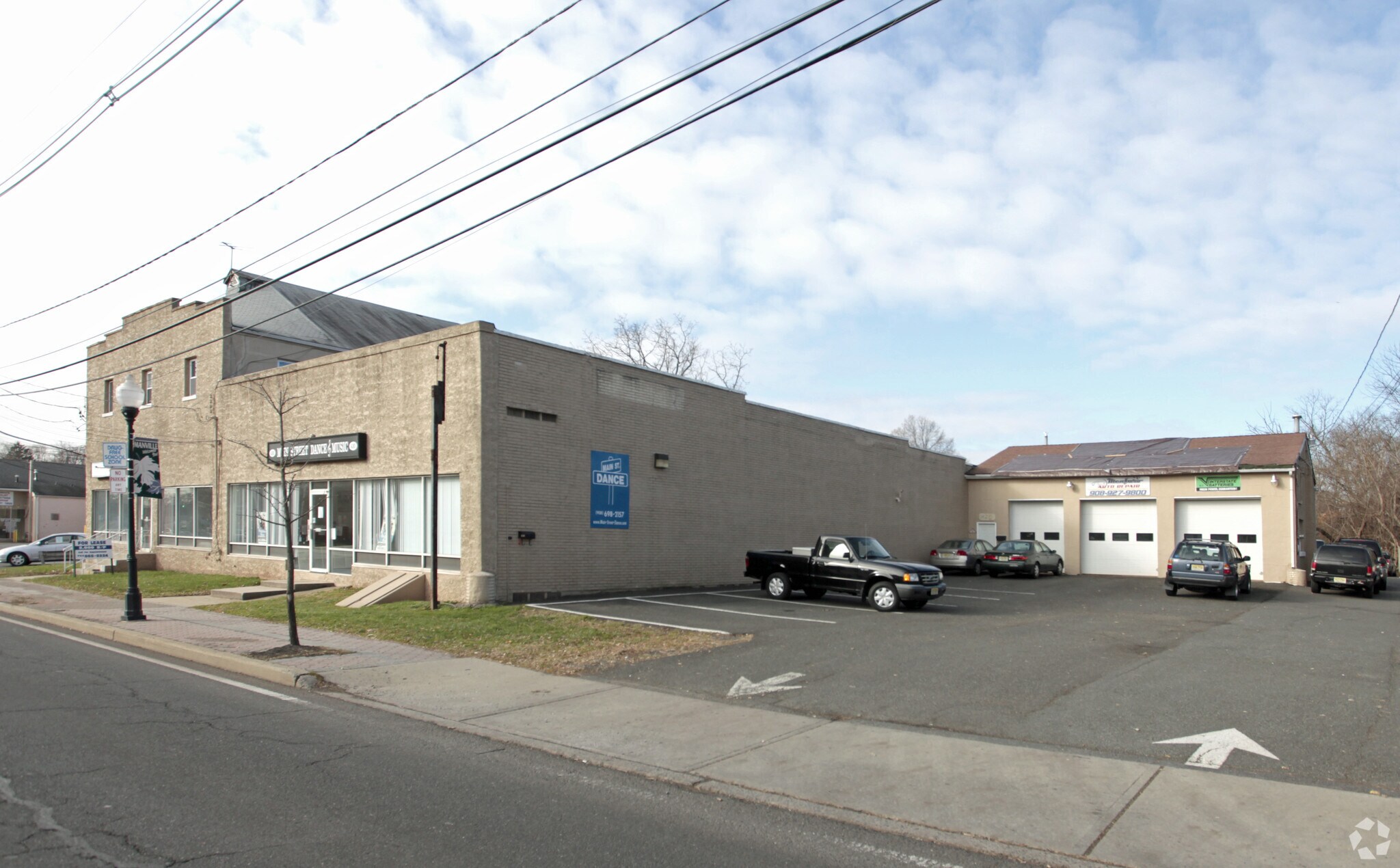 440 S Main St, Manville, NJ à louer Photo principale– Image 1 sur 8