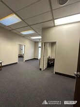 4717 Park Ave, Ashtabula, OH à louer Photo intérieure– Image 2 sur 3