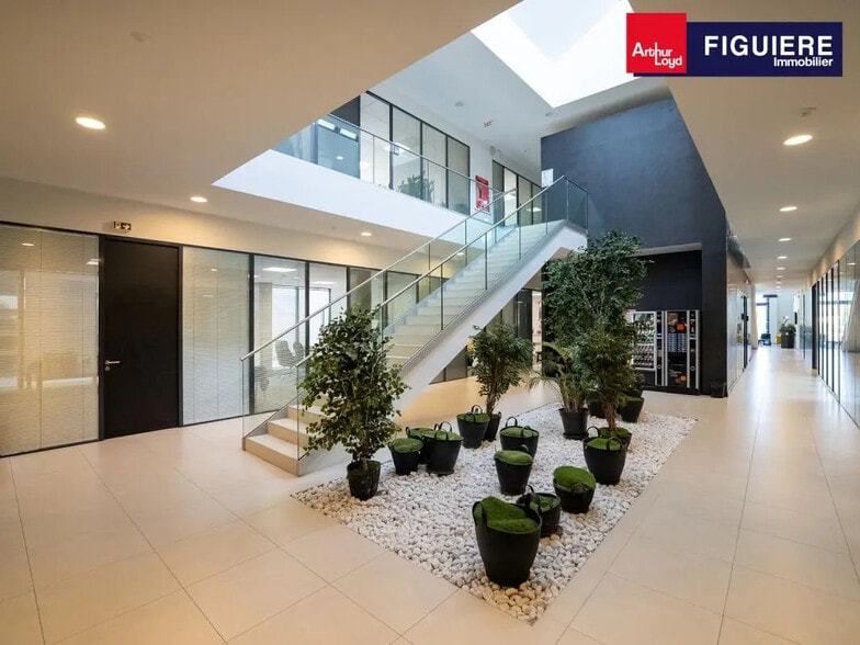 545 Rue Henri Delaunay, Aix-en-Provence à vendre - Photo de l’immeuble – Image 3 sur 9