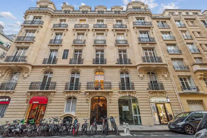 Bureau dans Paris à louer - Photo de l’immeuble – Image 1 sur 13