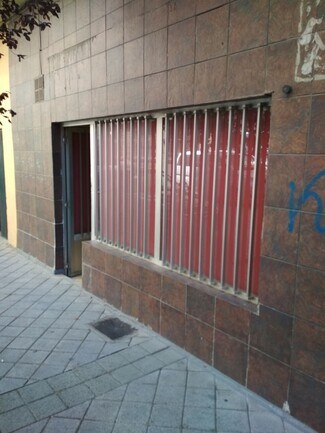 Plus de détails pour Paseo De Carmelitas, 45, Salamanca - Local commercial à louer